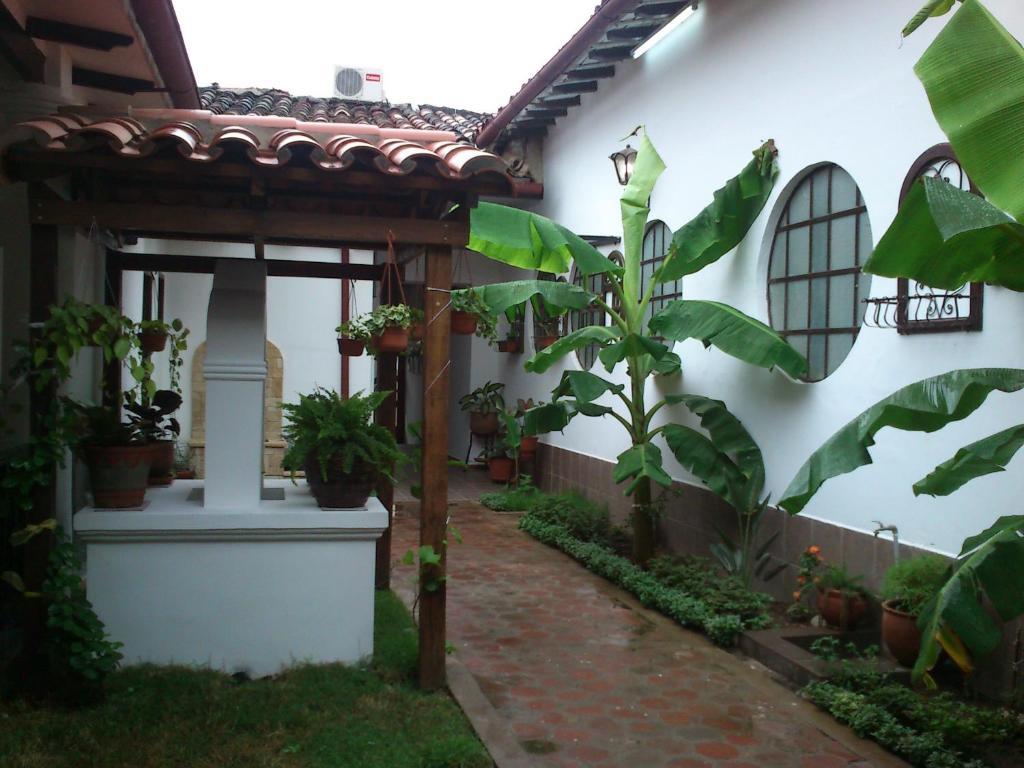 Residencial Ikandire Santa Cruz de La Sierra Exterior photo